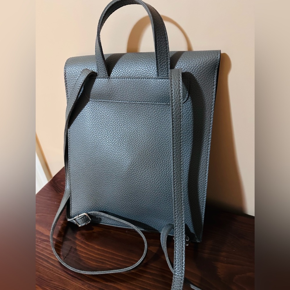 Grey Backpack - Picture 2 of 6